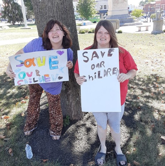 Meet your Posher, Angela - Picture 1 of 1